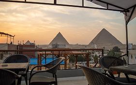 Pyramids Gate Hotel