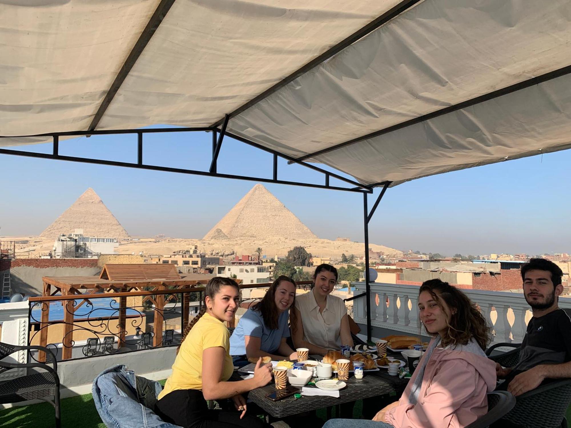 Pyramids Gate Hotel Kafret el-Gabal Buitenkant foto